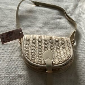Summer cross body bag. May be worn a shoulder bag